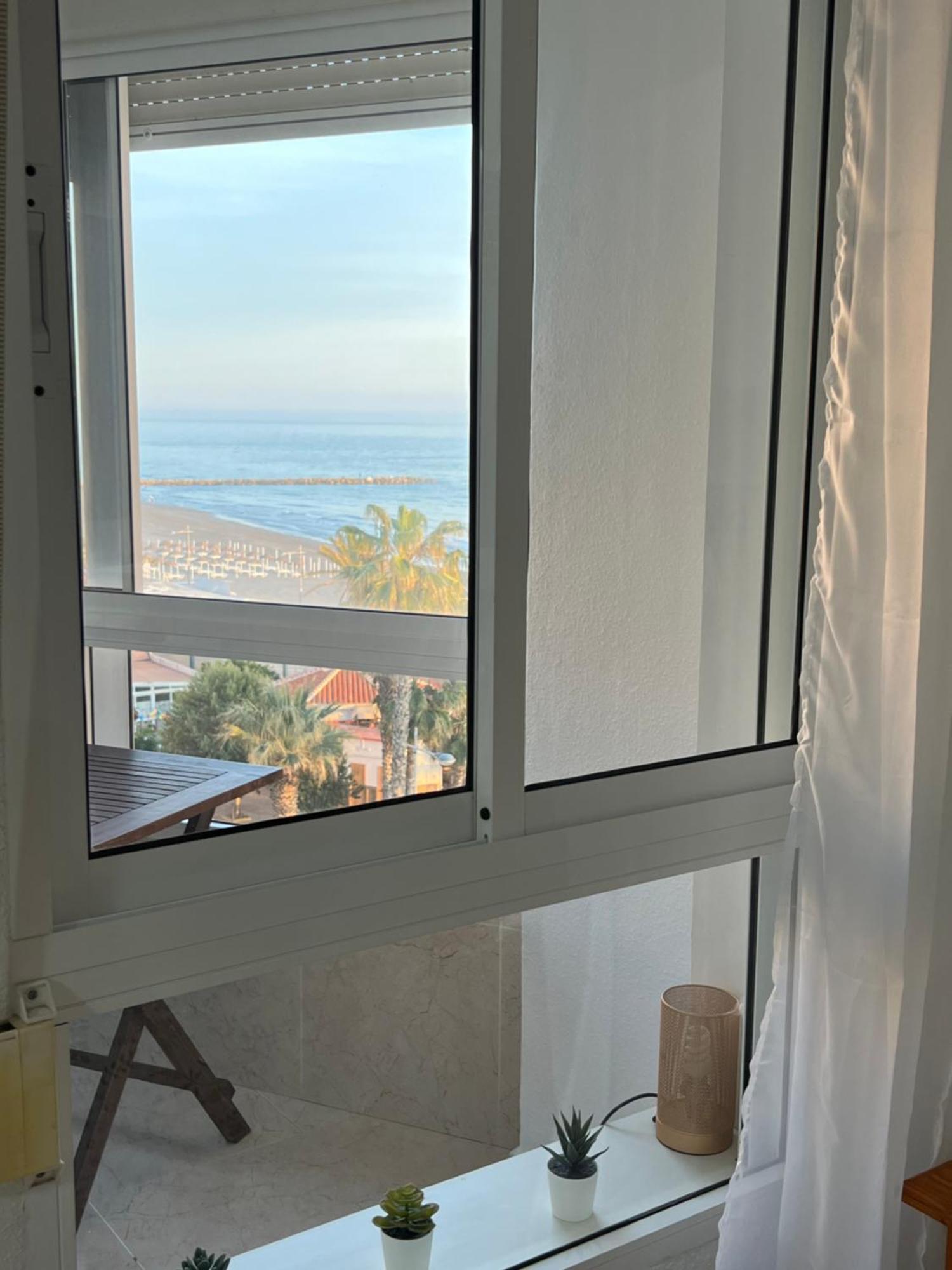 Estudio Mar En Calma, Primera Linea De Playa Con Vistas Al Mar Torrox Buitenkant foto